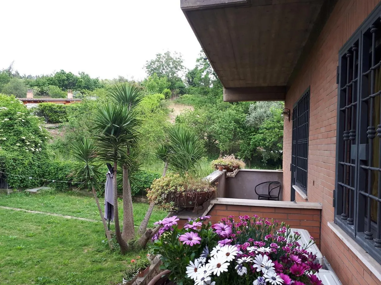 Bed & Breakfast B&B Papa Leone Countryrooms Rome Italy